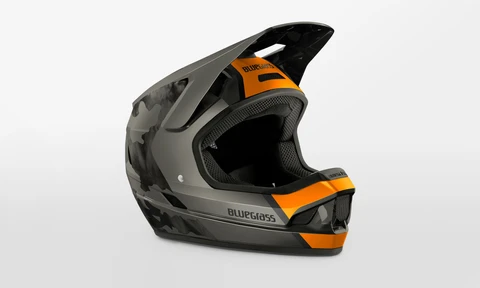 BLUEGRASS Legit Helmet